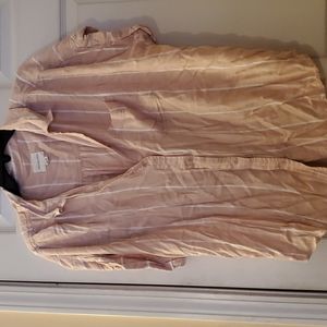 American Eagle Short-sleeved Button-Down